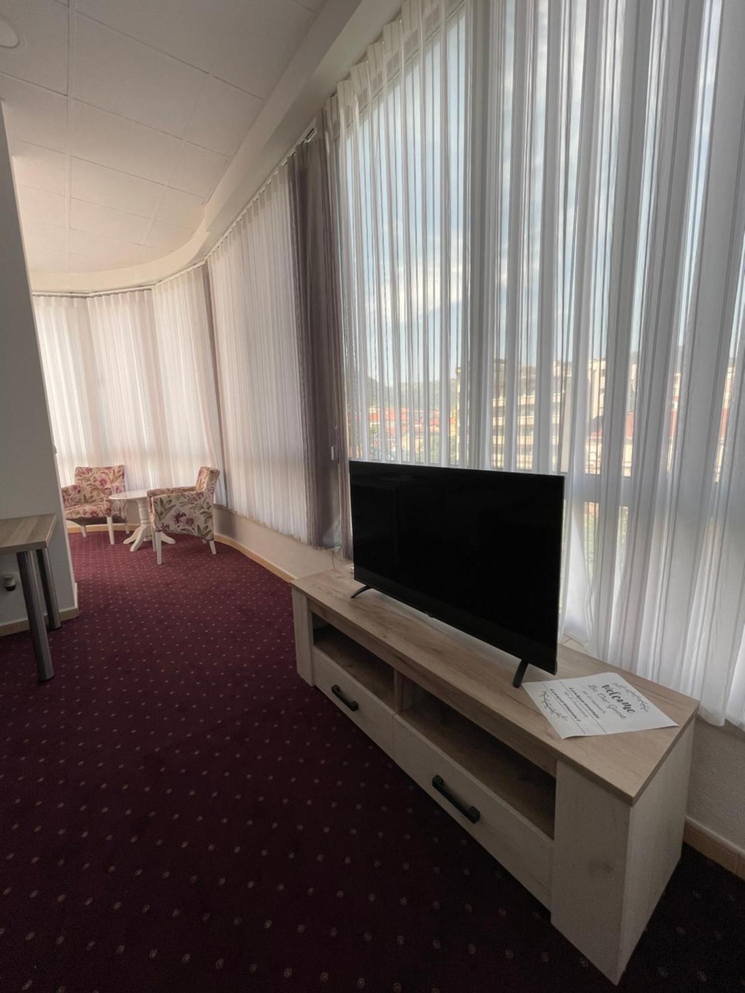 Lux Apartments โมสตาร์ ภายนอก รูปภาพ
