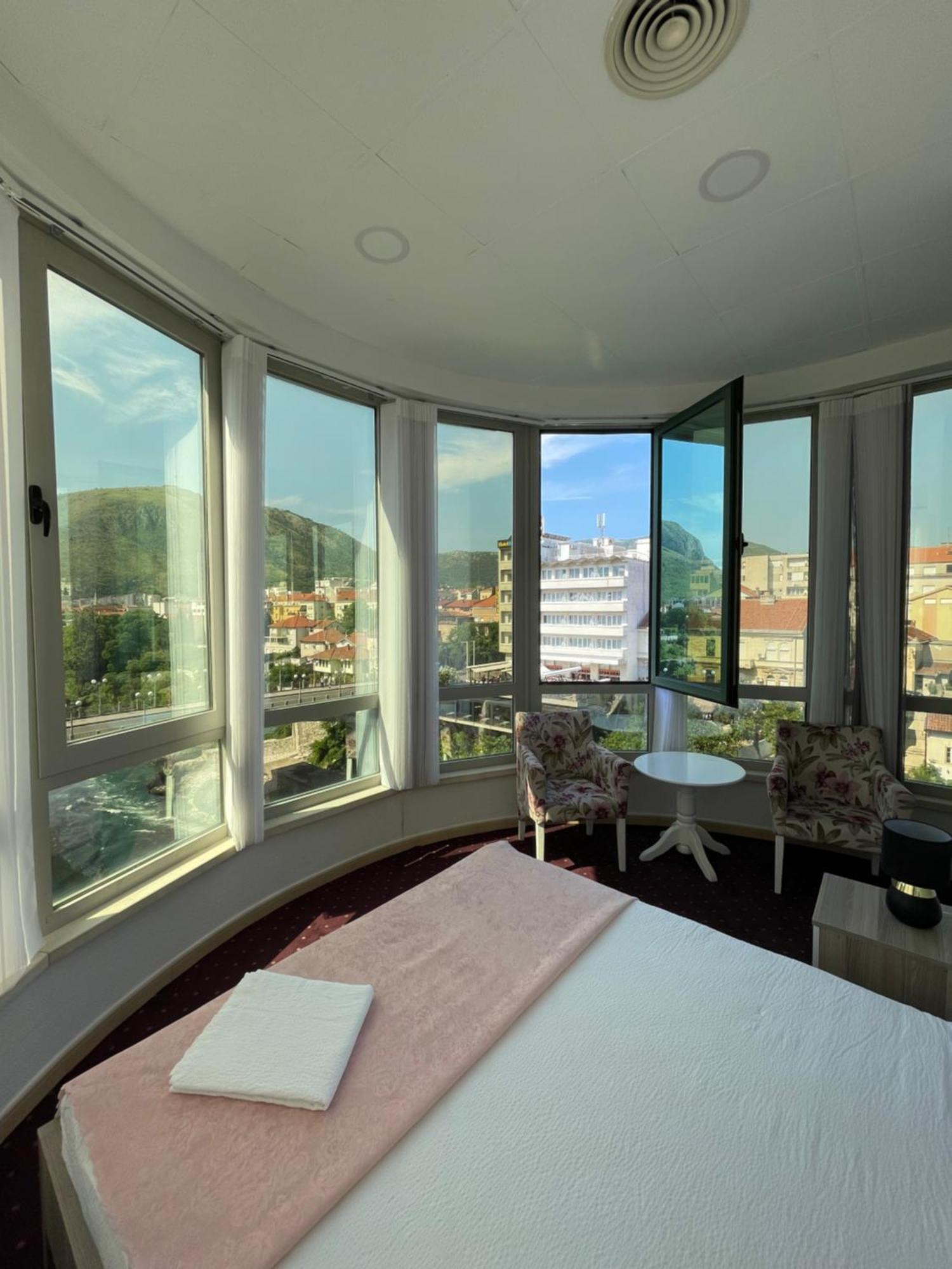 Lux Apartments โมสตาร์ ภายนอก รูปภาพ