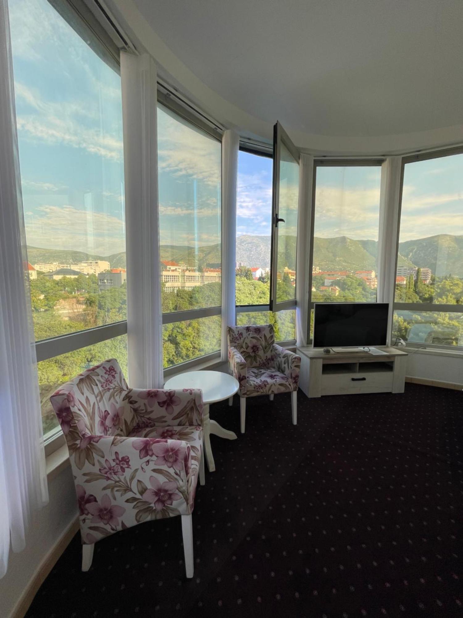 Lux Apartments โมสตาร์ ภายนอก รูปภาพ